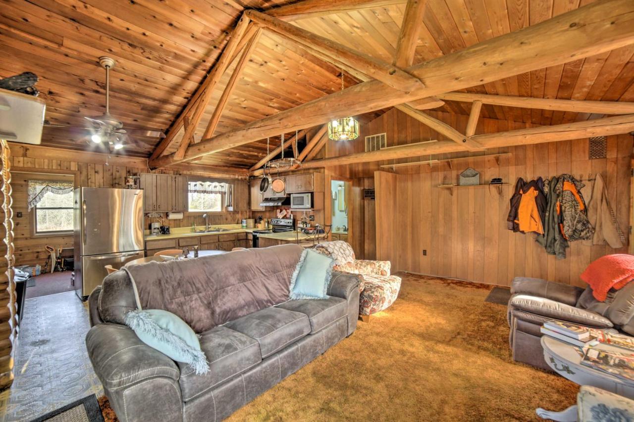 Cornell Home With Fire Pit And Hunting Access! Zewnętrze zdjęcie