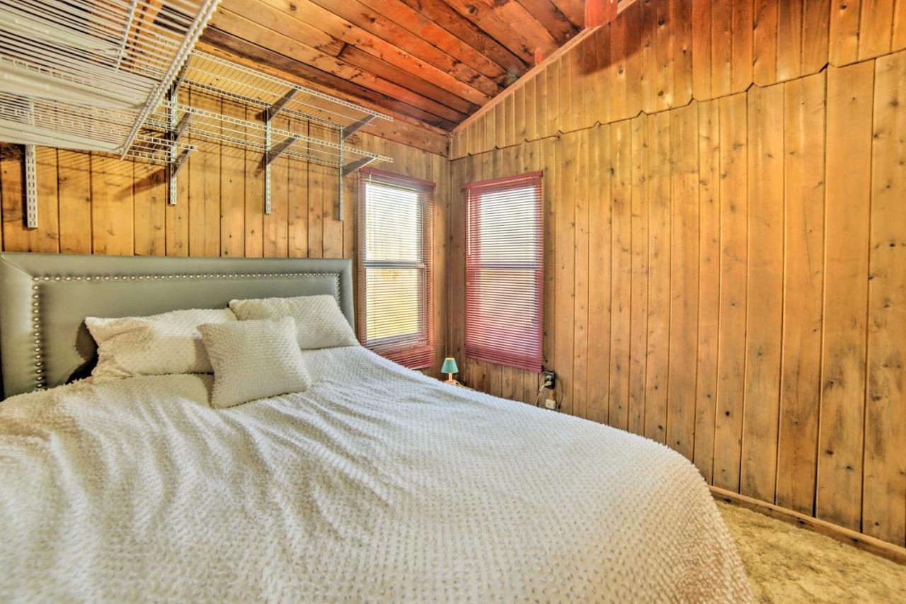 Cornell Home With Fire Pit And Hunting Access! Zewnętrze zdjęcie