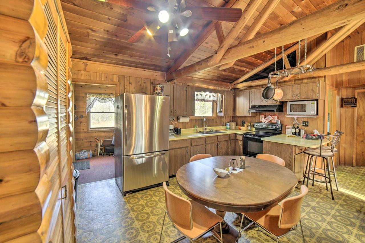 Cornell Home With Fire Pit And Hunting Access! Zewnętrze zdjęcie